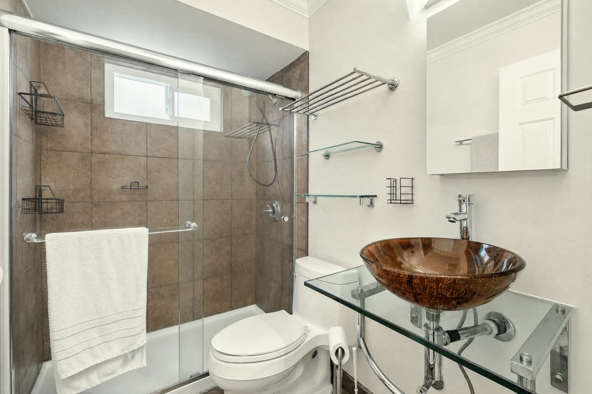 Ensuite, finished with Omidia Finish